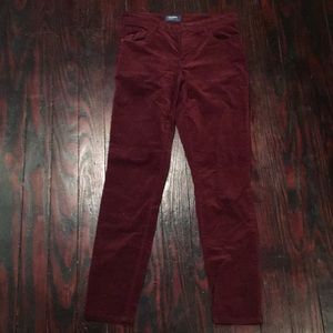 Red velvet Old Navy skinny jeans